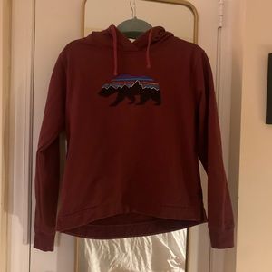 Maroon sweatshirt